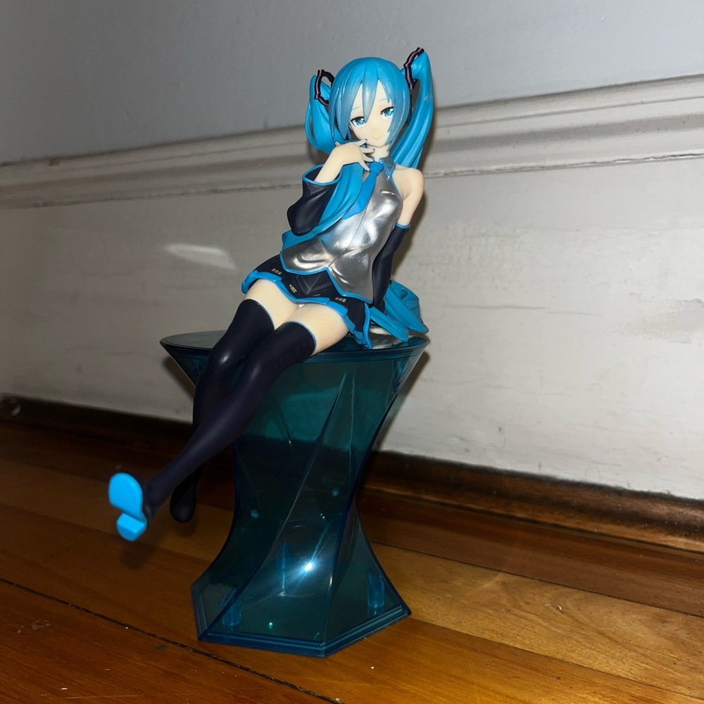 Hatsune Miku Figure